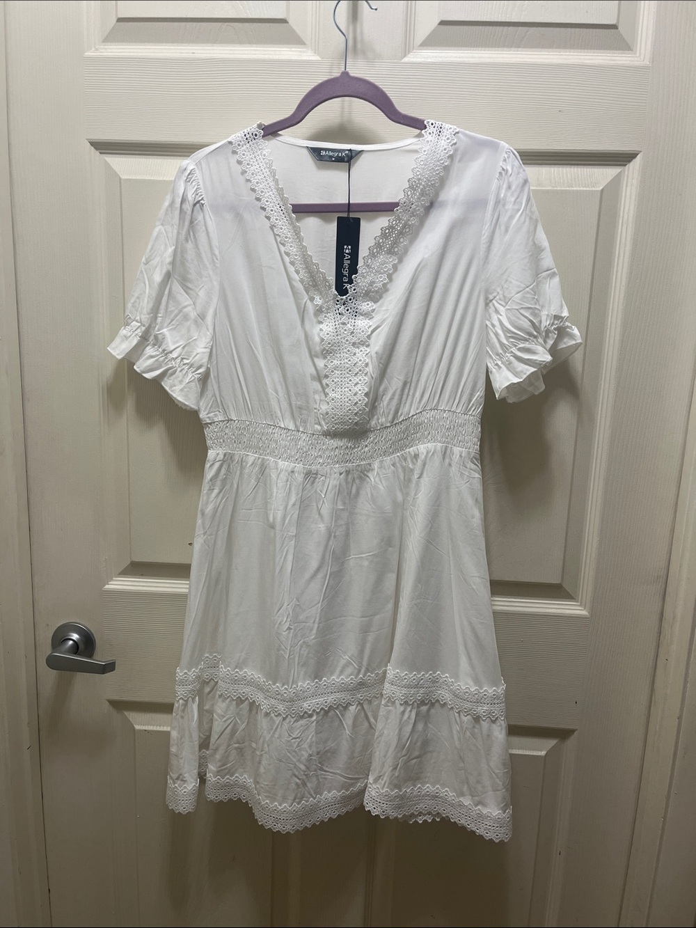 Allegra K White Lace-Trimmed V-Neck Short Sleeve Chemise Dress